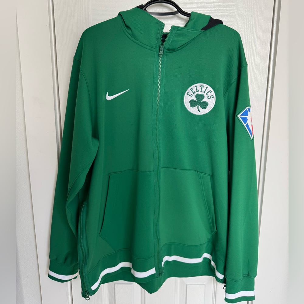 Men's Large Boston Celtics 75th Anniversary Nike Performance Showtime Hoodie